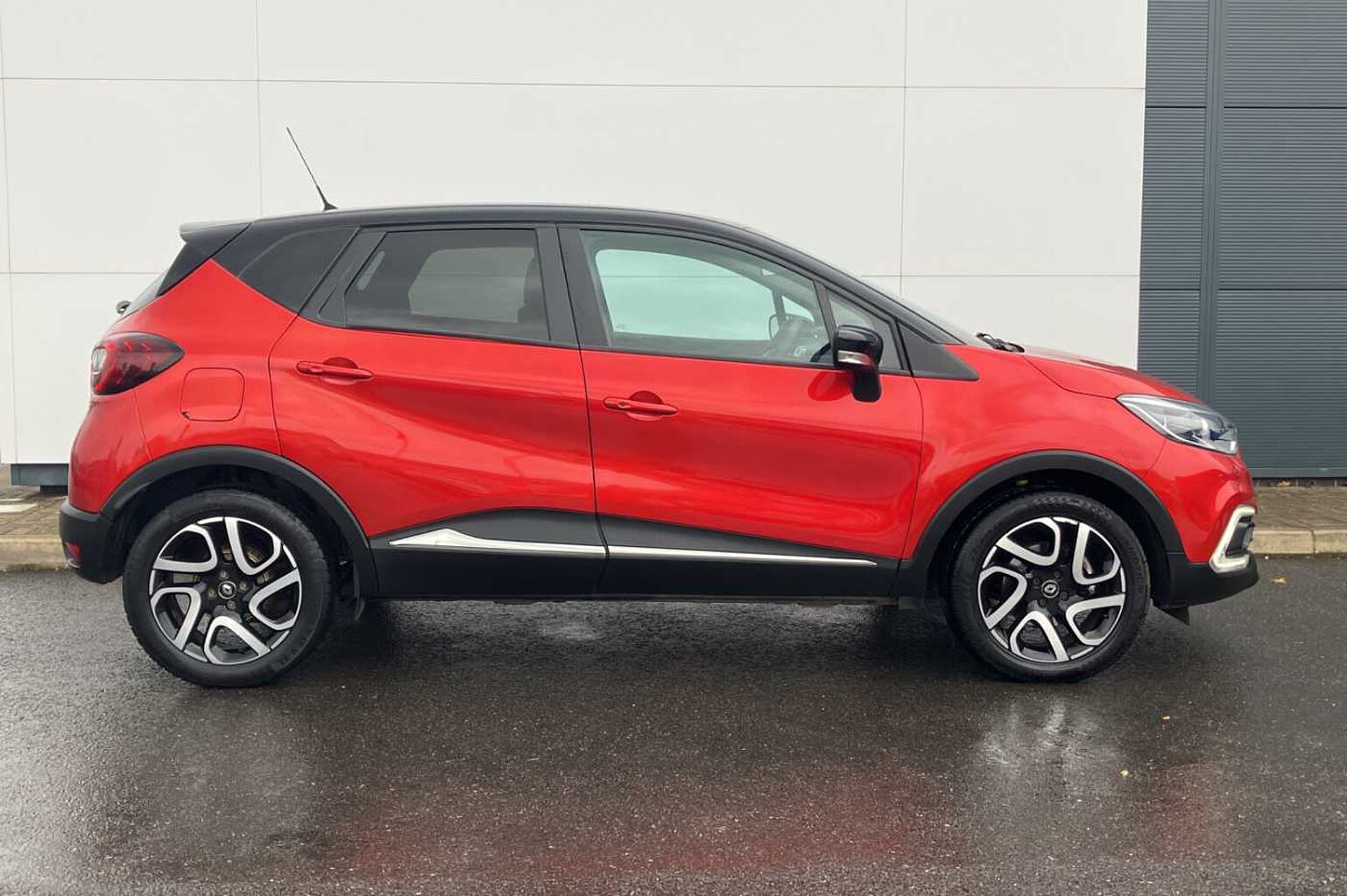 Renault Captur Crossover 1.5 dCi 90 Iconic Energy S/S