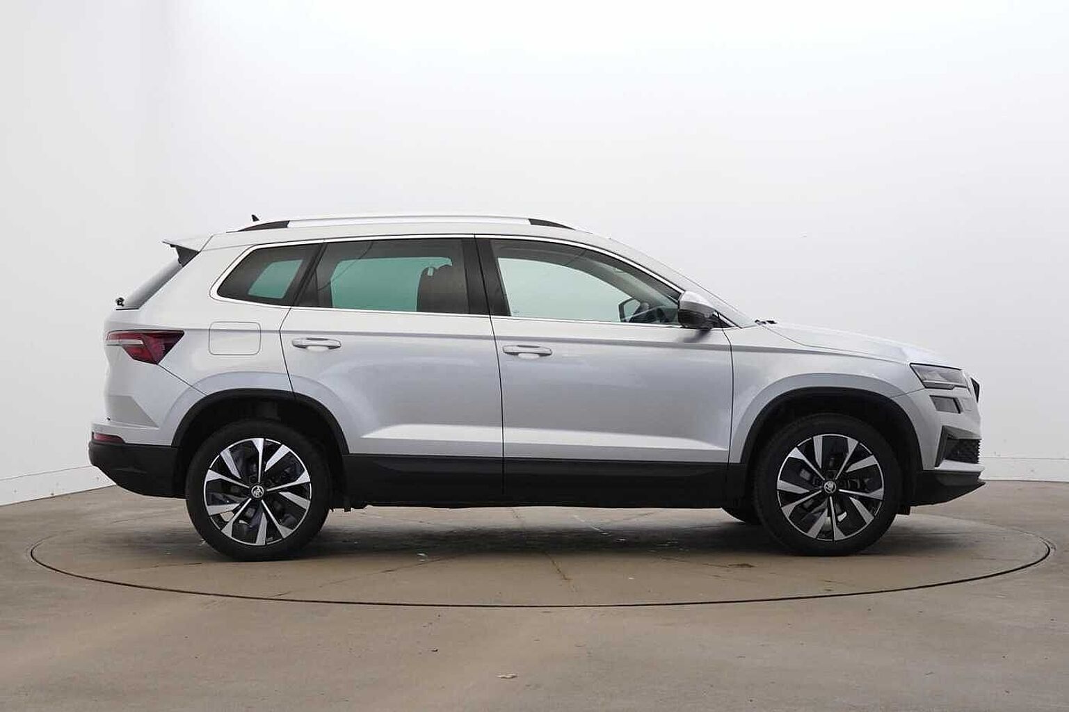 SKODA Karoq SUV 1.0 TSI (116ps) SE L