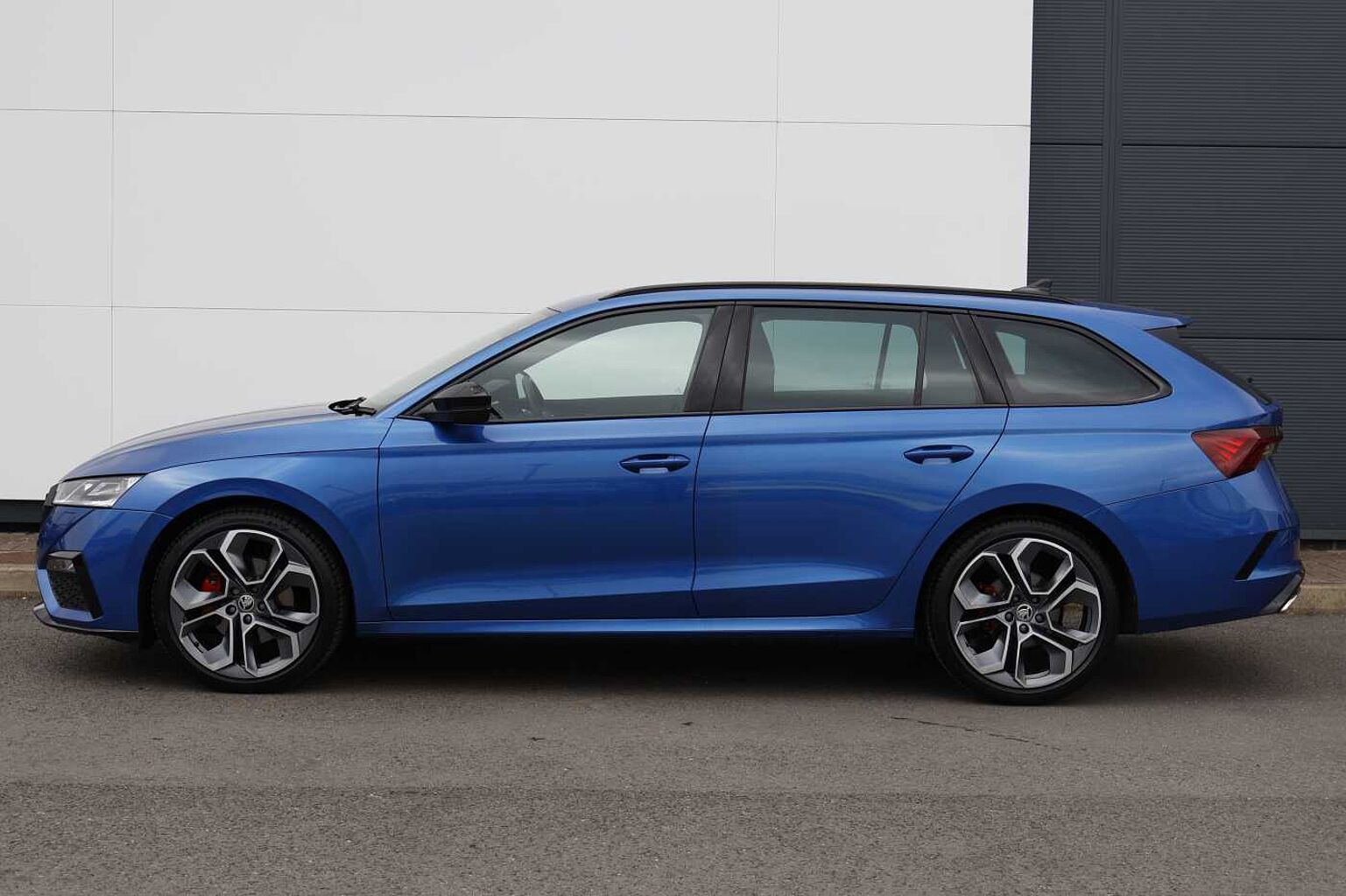 SKODA Octavia vRS Estate 2.0 TDI (200ps) vRS SCR DSG