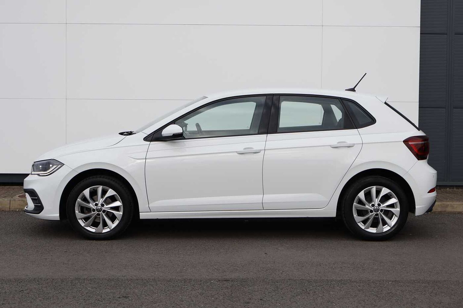 Volkswagen Polo MK6 Facelift (2021) 1.0 TSI 95PS Style